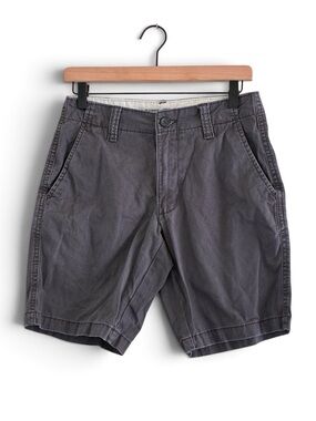 Old Navy | Gray casual lived in straight flat front cotton shorts men’s size 28